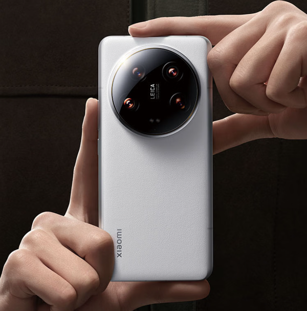 2���»����ݣ�С��OPPO�����콢���� ��Ϊ�����о�ϲ��