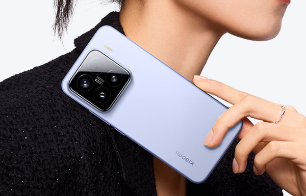 С��4����Ʒ�ع⣺15S Pro���� ����ƽ�塢�ֱ����۾�